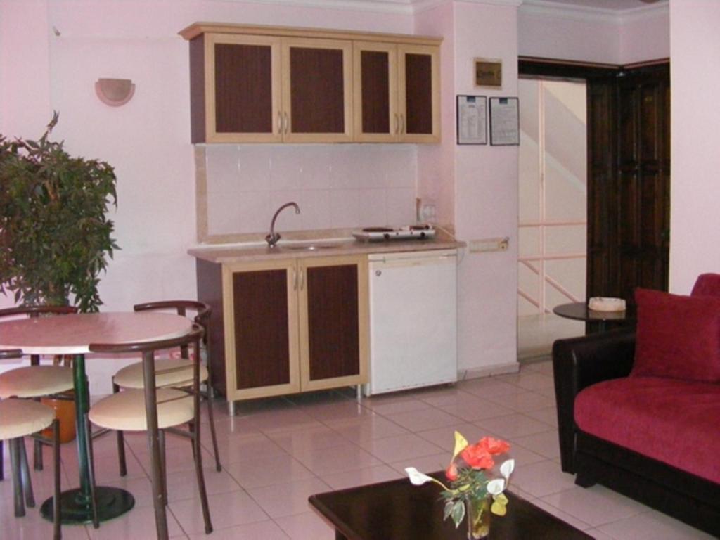 Antik Apart & Hotel Marmaris Bagian luar foto