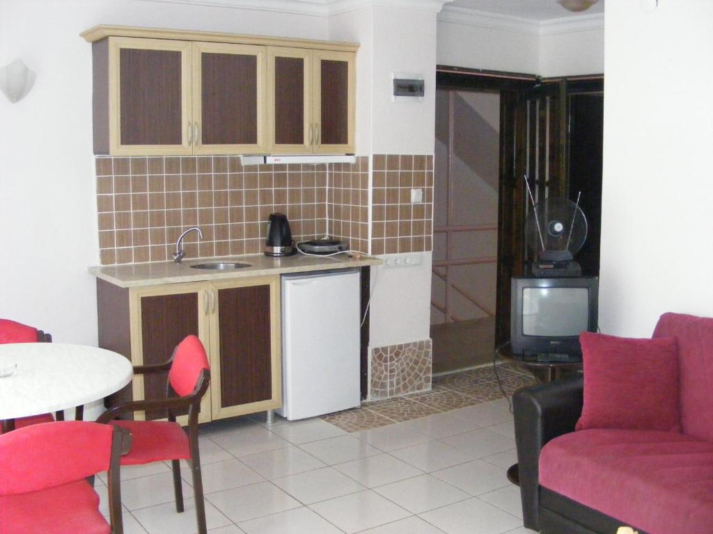 Antik Apart & Hotel Marmaris Bagian luar foto